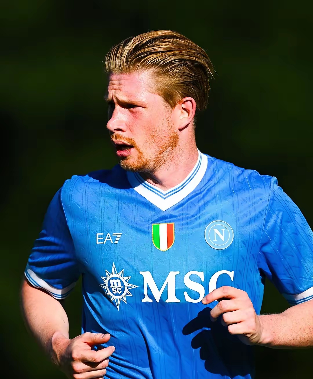 梅西球迷庆祝三周年，期待世界杯新梗