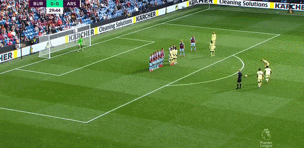 胡荷韬：球队合练才几天，很想拼下来但身体不在最好的状态