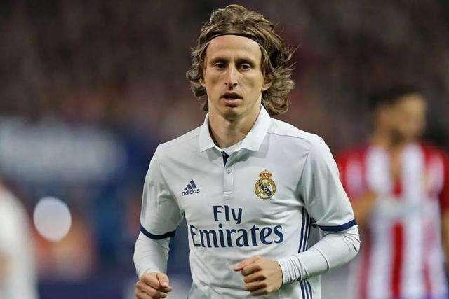 U17战报：2025世少巴西2-4点负意大利，收获第四名