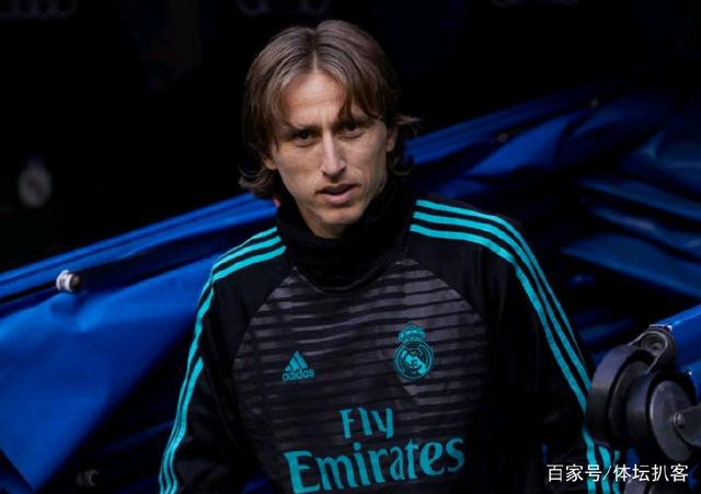 埃孔：关于奖金的事存在一些误解，我们现在像兄弟一样团结